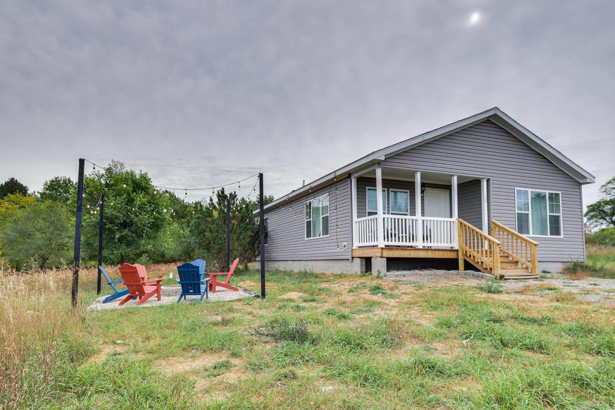 Family Home In Rapid City About 4 Mi To Torch Lake! Dış mekan fotoğraf
